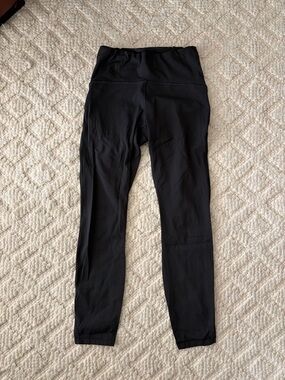Women’s Black Lululemon Wunder Train Mesh Panel Leggings